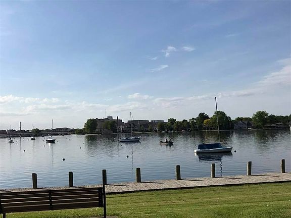 Close walk to Riverside Park