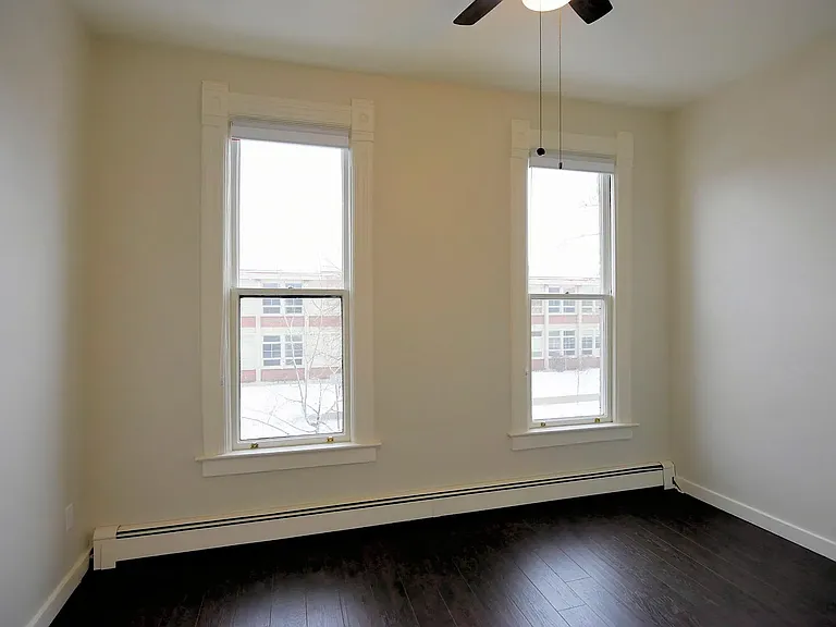 1137 N Lipan St #A — Photo 6
