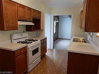 4th image of 3414 James Blvd