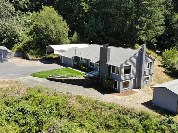 38300 E Knieriem Rd, Corbett, OR 97019