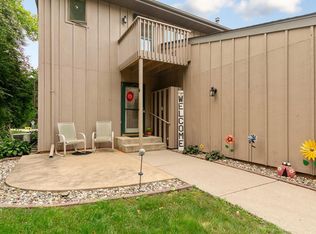 1210 Woodley St E, Northfield, MN 55057