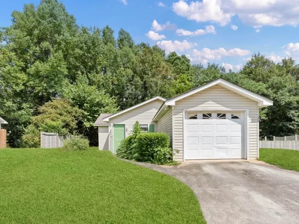 120 Sage Ln, Athens, GA 30607