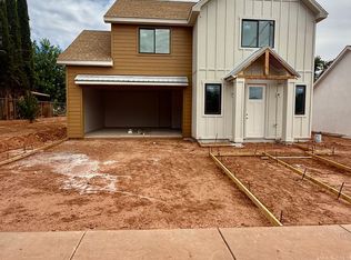 216 N 100 E, Washington, UT 84780