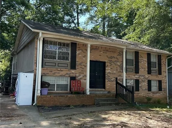 1421 Iron Gate Blvd, Jonesboro, GA 30238