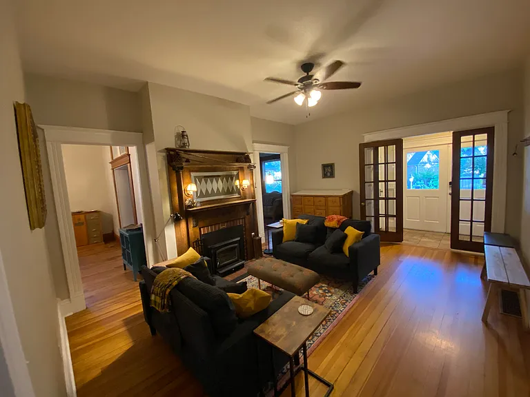 706 W Pikes Peak Ave #L1 — Photo 16