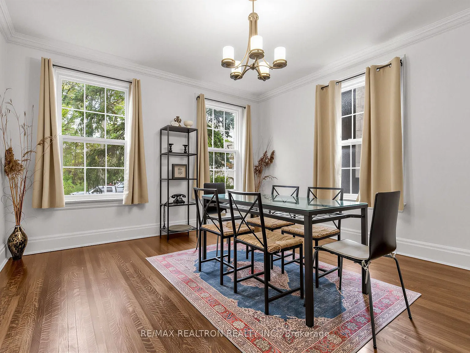 6 bed, $6,850 — Photo 2