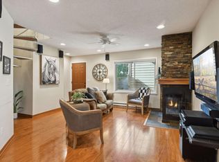 2020 Ridge Dr APT 16, Saint Louis Park, MN 55416