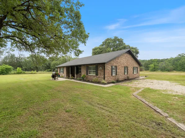 1547 Magnolia Ln, Wills Point, TX 75169