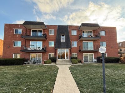 5712 128th St APT 2C, Crestwood, IL, 60418