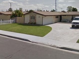 9852 Lullaby Ln, Anaheim, CA 92804