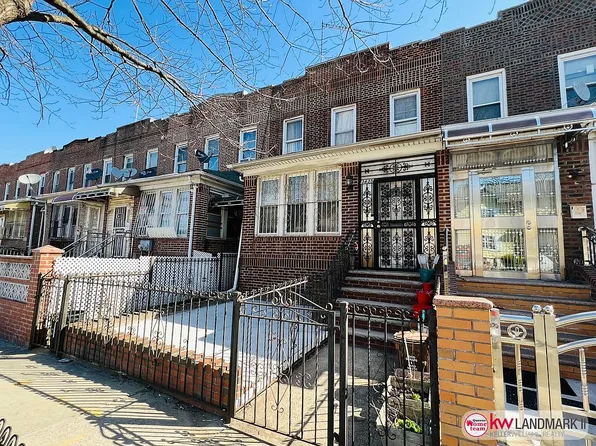 3435 64th St, Woodside, NY 11377