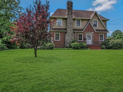 40 Maple Avenue, Bay Shore, NY, 11706