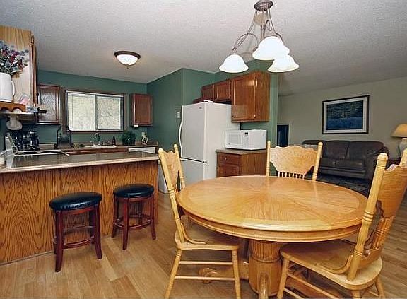 4th image of 7545 Wedgewood Way