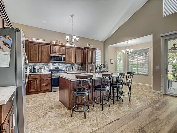 5th image of 3832 Cool Meadows Dr