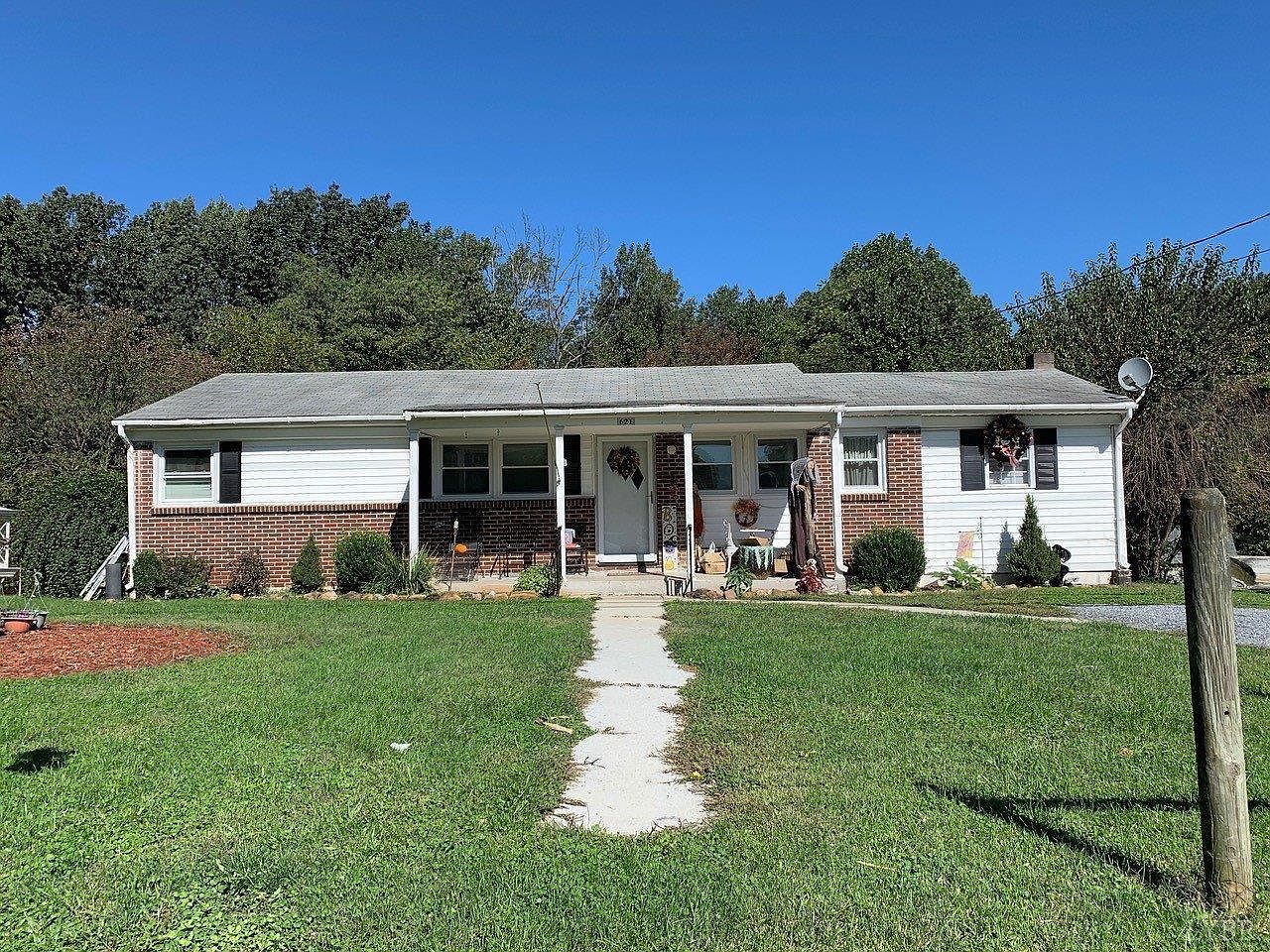 621 Amelon Rd, Madison Heights, VA 24572 Zillow