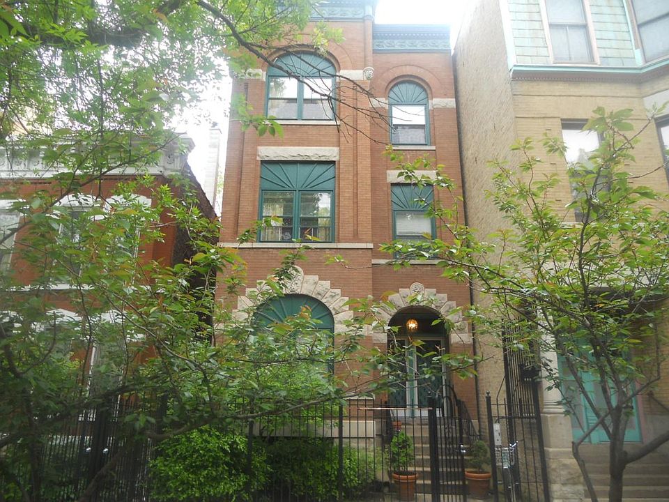 1st image of 1459 N Leavitt St APT 1