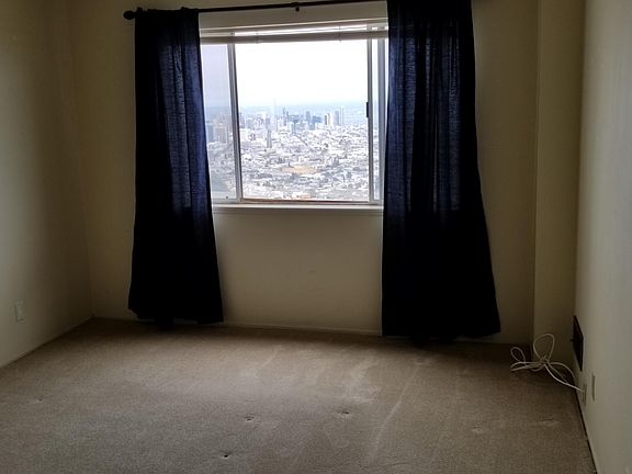 5th image of 40 Parkridge Dr #7