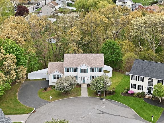 2nd image of 17 Cronin Way