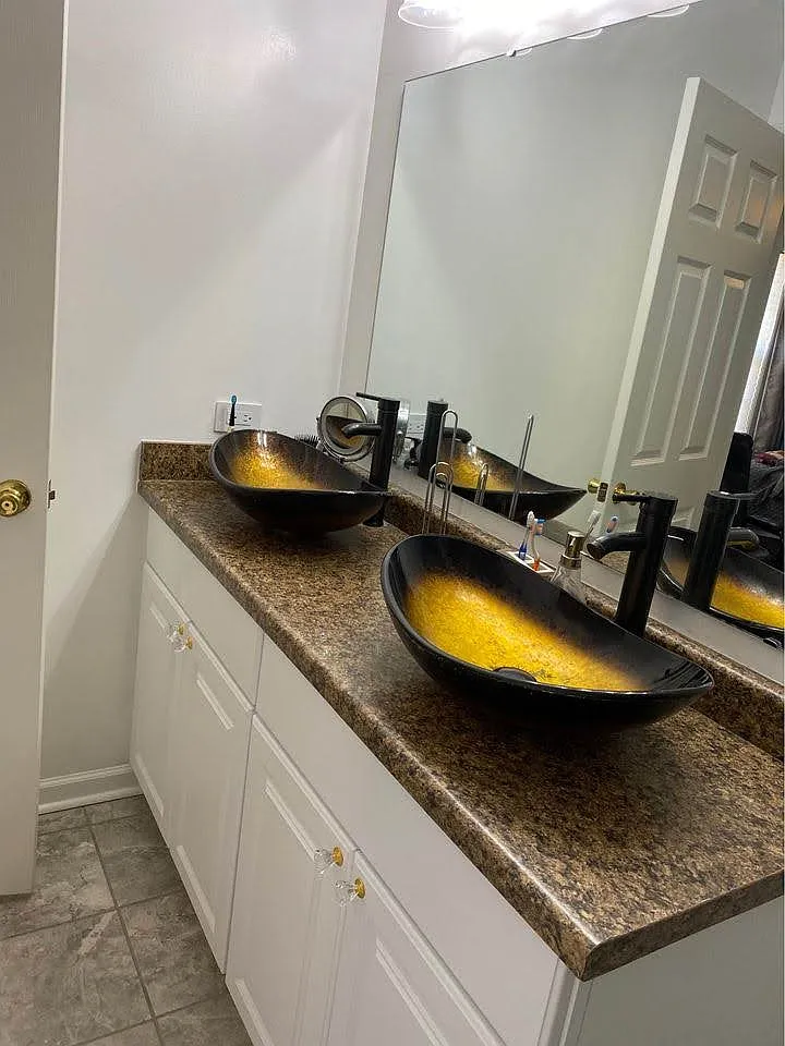 3 bed, 1292 sqft, $2,800 — Photo 4