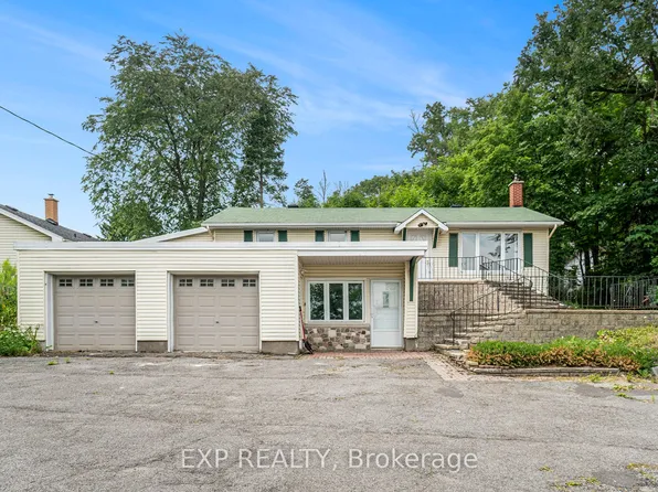 3854 Prince Of Wales Dr, Ottawa, ON K2C 3H2