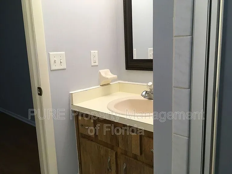 3150 SE 7th St — Photo 25