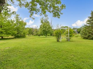 4720 Roslyn Rd, Downers Grove, IL 60515