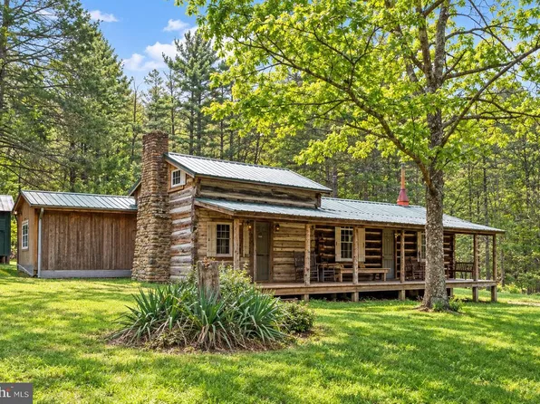 208 Jakes Ln, Deerfield, VA 24432