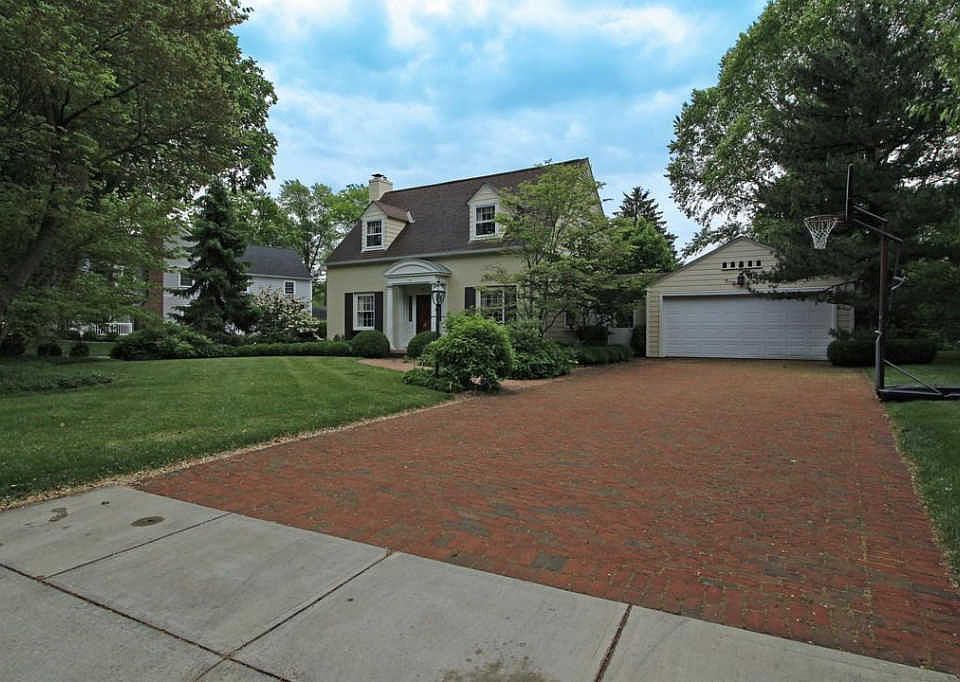 1st image of 31 E Southington Ave