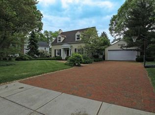 31 E Southington Ave, Worthington, OH 43085