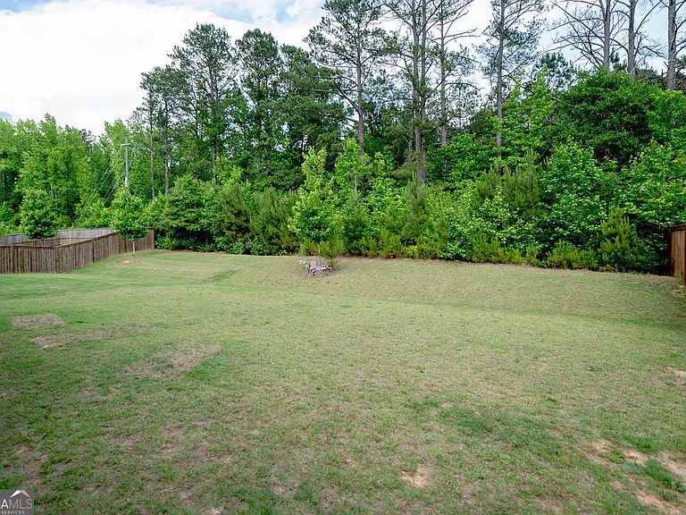 337 Caledonia Ct — Photo 14