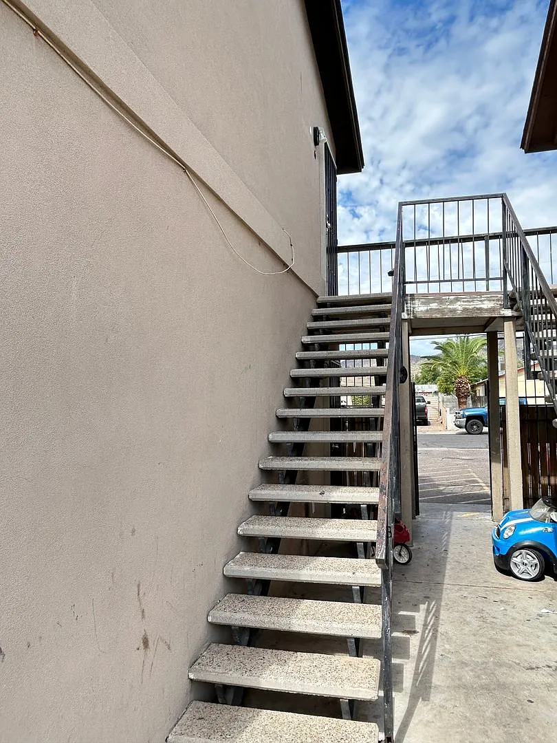 2 Bedroom 1 Bath Phoenix treasure — Photo 2