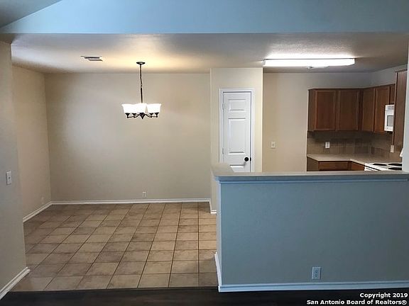 5th image of 1664 Rolling Brook Ln