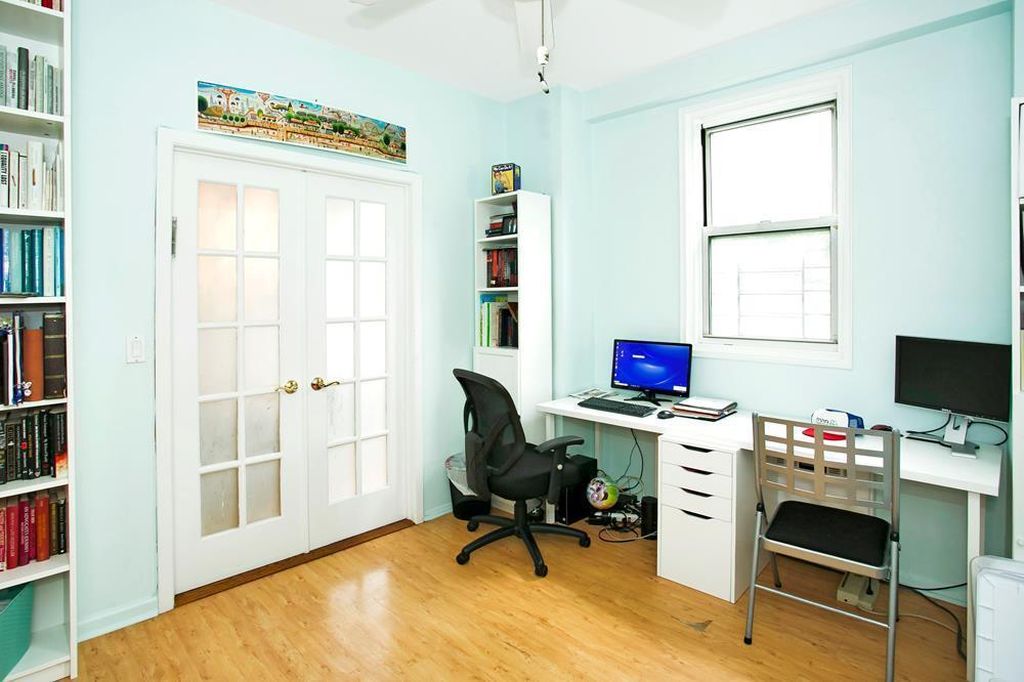 4 Bed 2 Bath Property, New York • 1,700 Sq Ft
