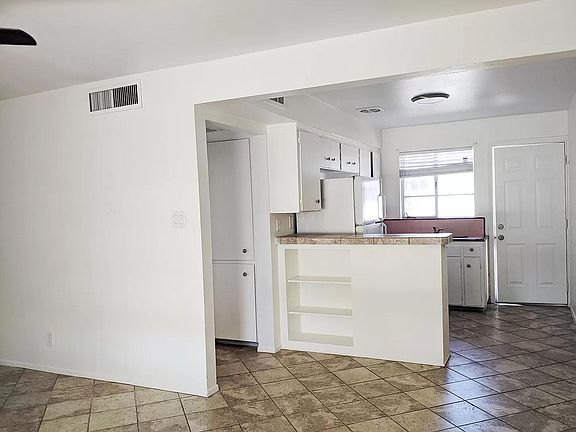 3rd image of 3602 E Glenrosa Ave APT 2