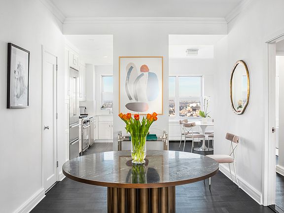 4th image of 2 5th Ave APT 20A