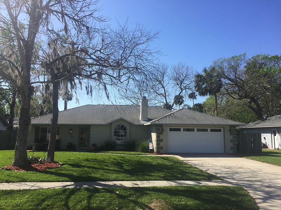1st image of 988 Sandle Wood Dr