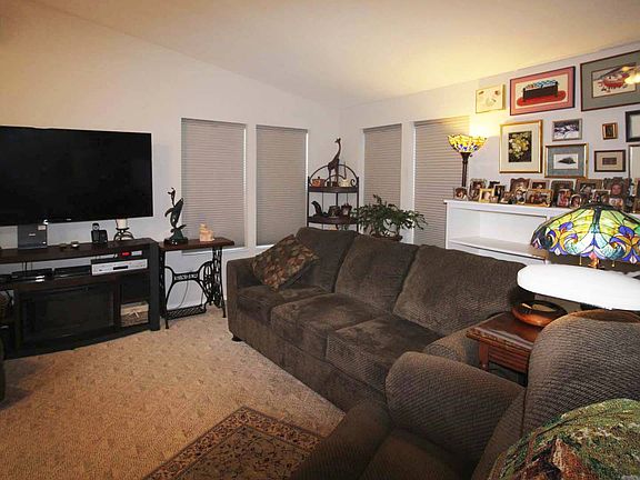 3rd image of 544 NE 60th Ct