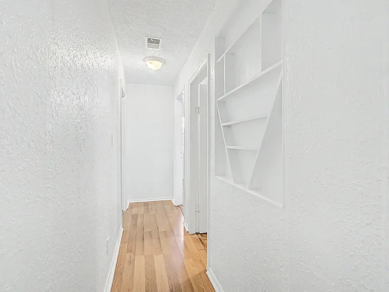 5606 W 17th Ave — Photo 21