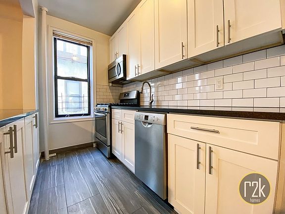 3rd image of 3284 45th St APT 3D