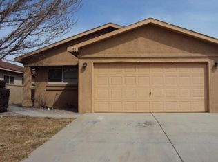 705 Clayton Meadows Dr NE, Rio Rancho, NM 87144