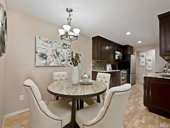 3rd image of 18523 68th Ave NE APT 102