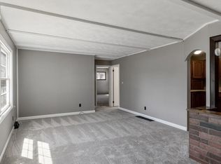 129 Bradford Rd, Plattsburgh, NY 12901