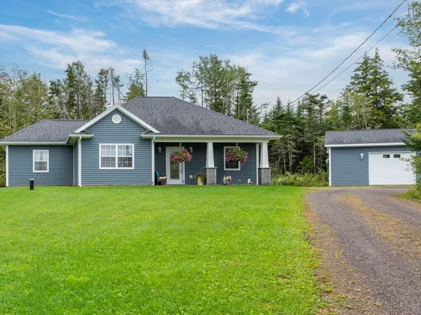 166 Blainedale Dr, Colchester, NS B2N 6M3