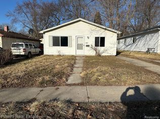 947 S Fairview Ave, Pontiac, MI 48340