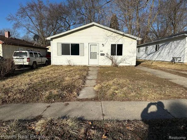 947 S Fairview Ave, Pontiac, MI 48340