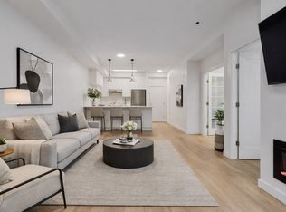 10088 148th St #104, Surrey, BC V3R 3M9