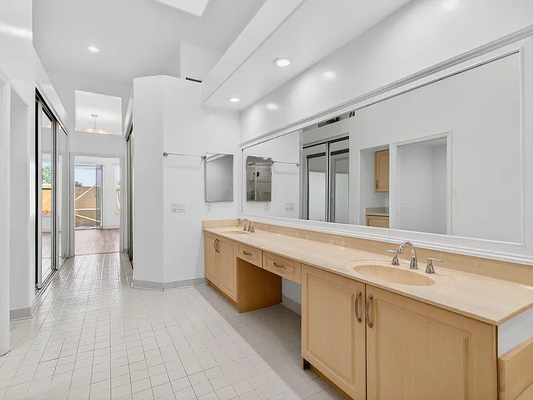 7848 Travlers Tree Dr — Photo 28