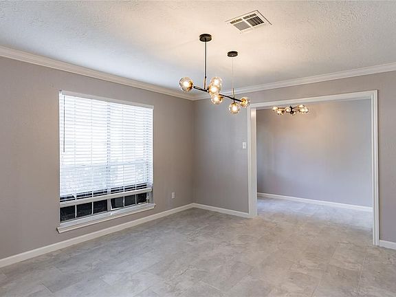 4th image of 8131 Dorrcrest Ln