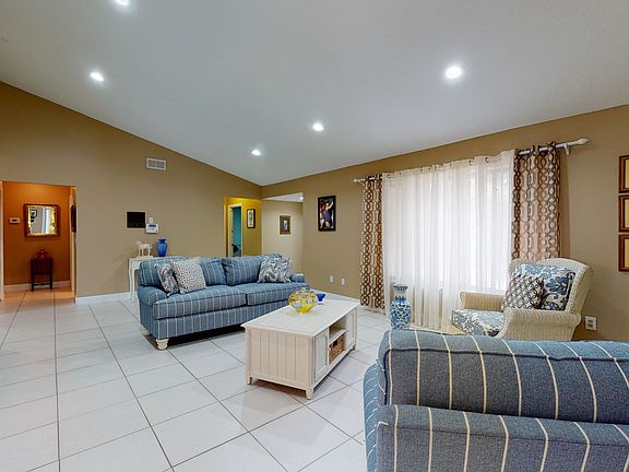 5th image of 905 Elyse Cir