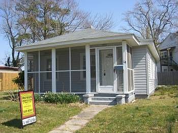 1st image of 14 Jenkins Pl